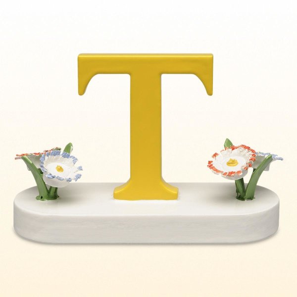 Buchstabe T, mit Blumen